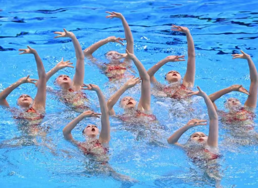 全國(guó)青少年花樣游泳比賽