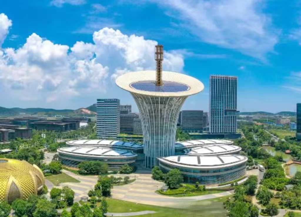 湖北武漢東湖新技術(shù)開發(fā)區(qū)軍事五項(xiàng)場(chǎng)地體育場(chǎng)